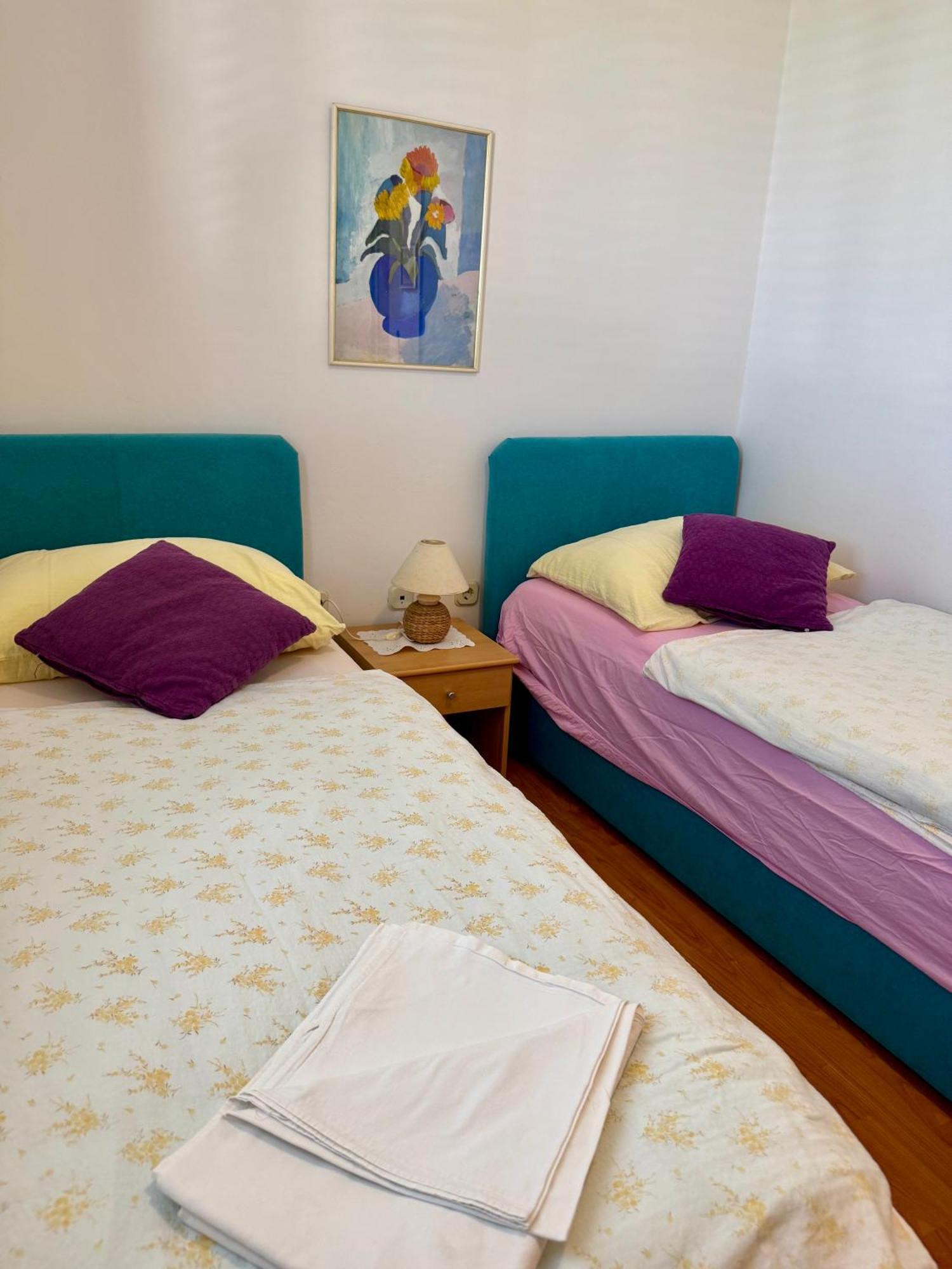 Apartments Maricic Banjol Εξωτερικό φωτογραφία