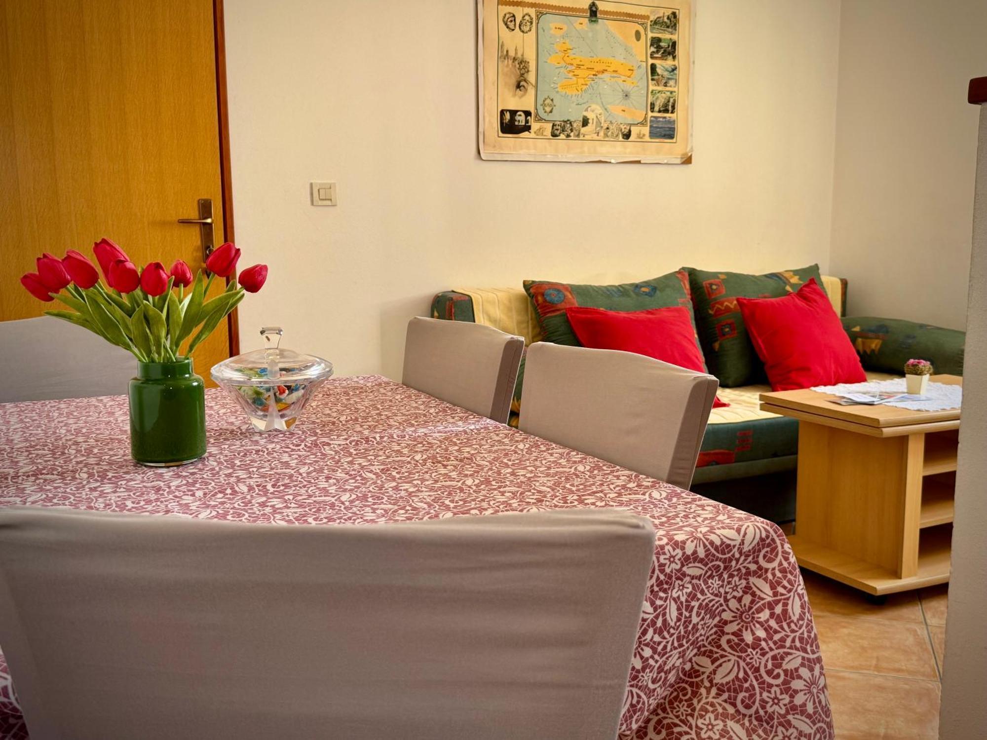 Apartments Maricic Banjol Εξωτερικό φωτογραφία